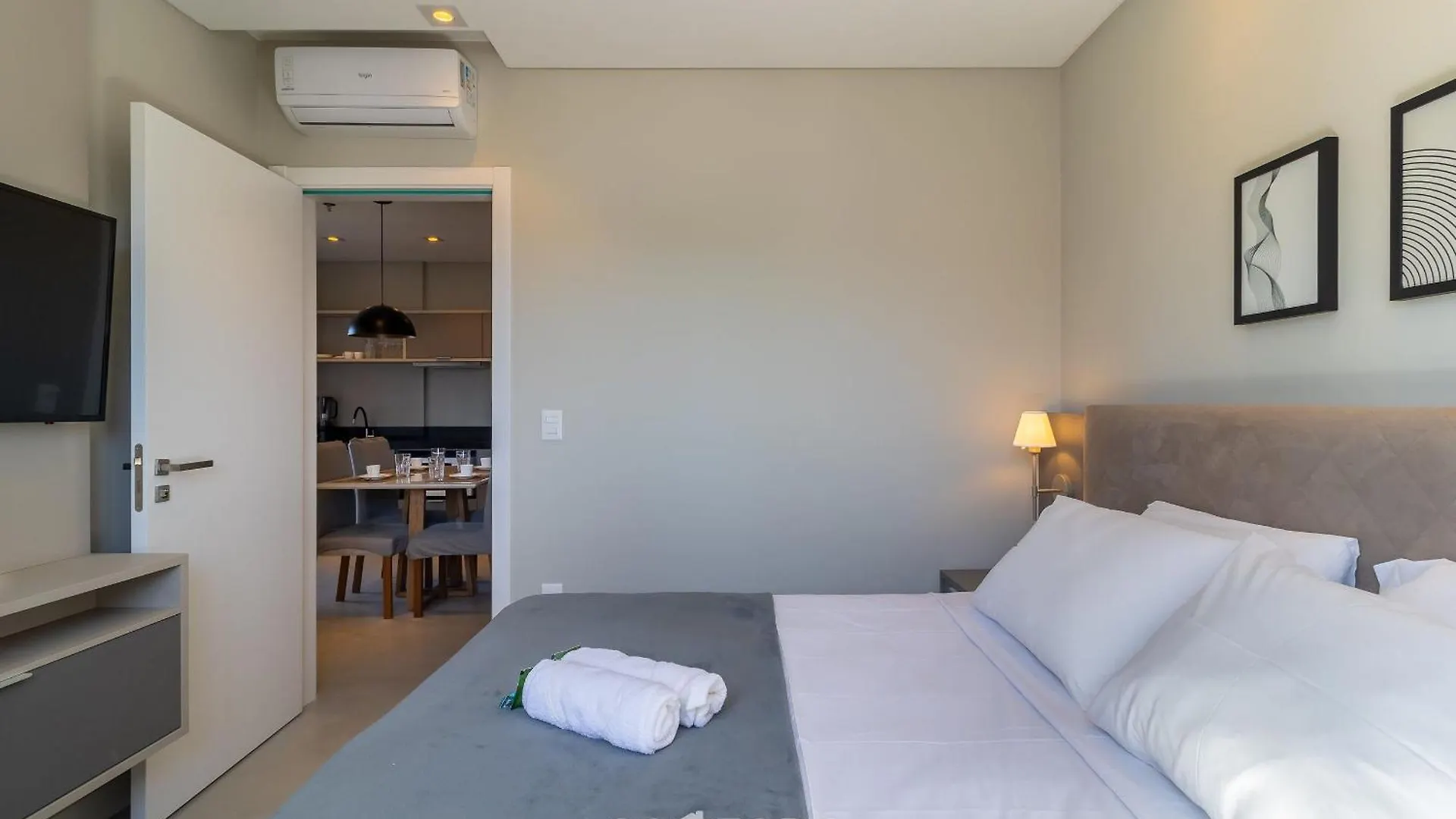 Apartamento Mhf II - Apts Variados Em Predio Com Vista Para O Mar Em Itapema
