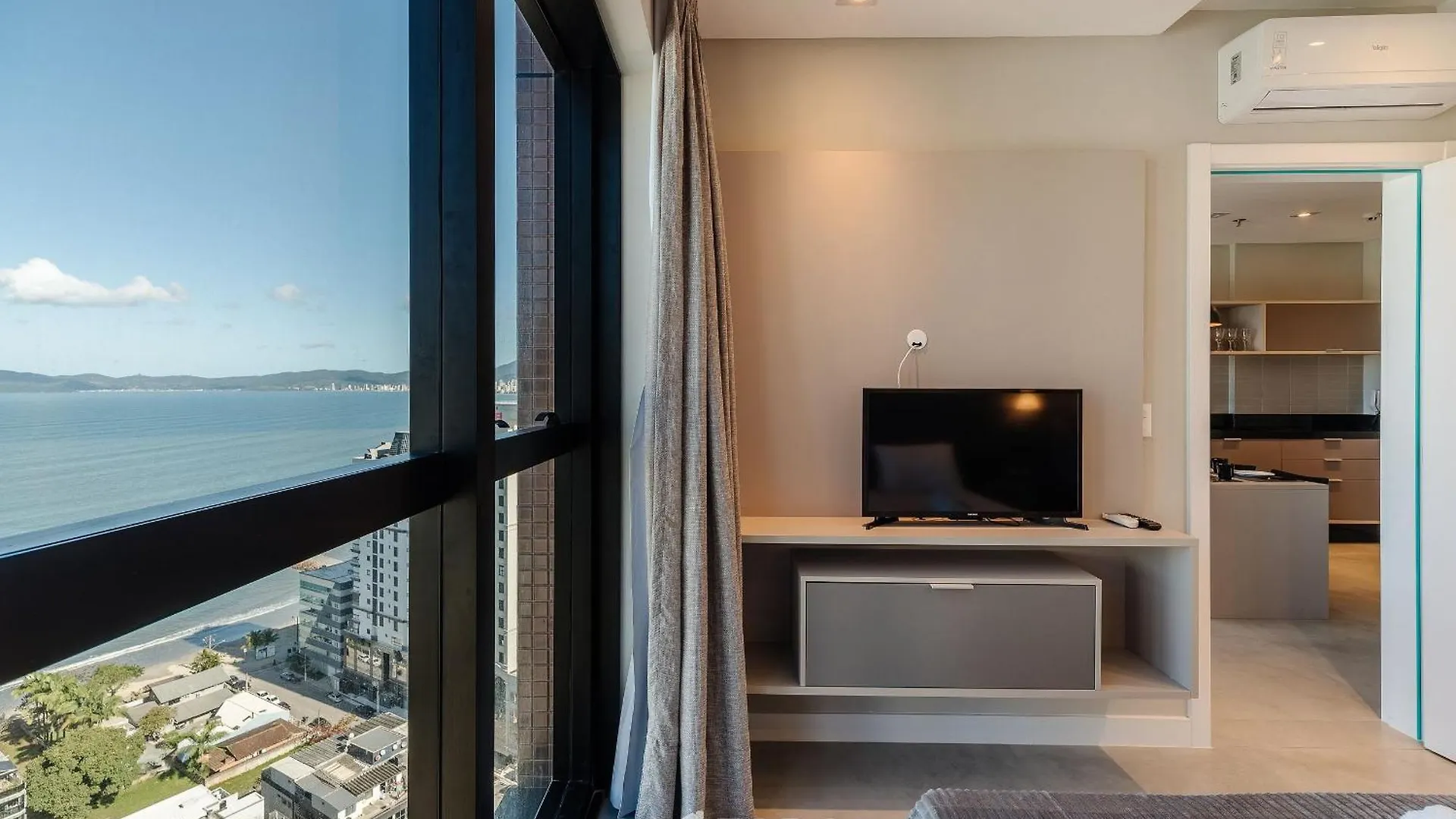 Mhf II - Apts Variados Em Predio Com Vista Para O Mar Em Itapema Apartamento