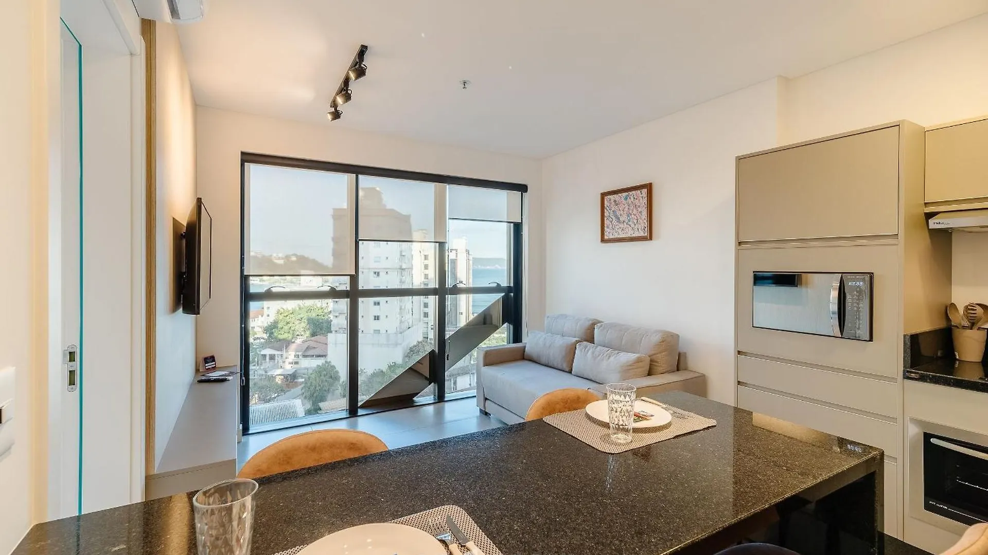Apartamento Mhf II - Apts Variados Em Predio Com Vista Para O Mar Em Itapema Brasil