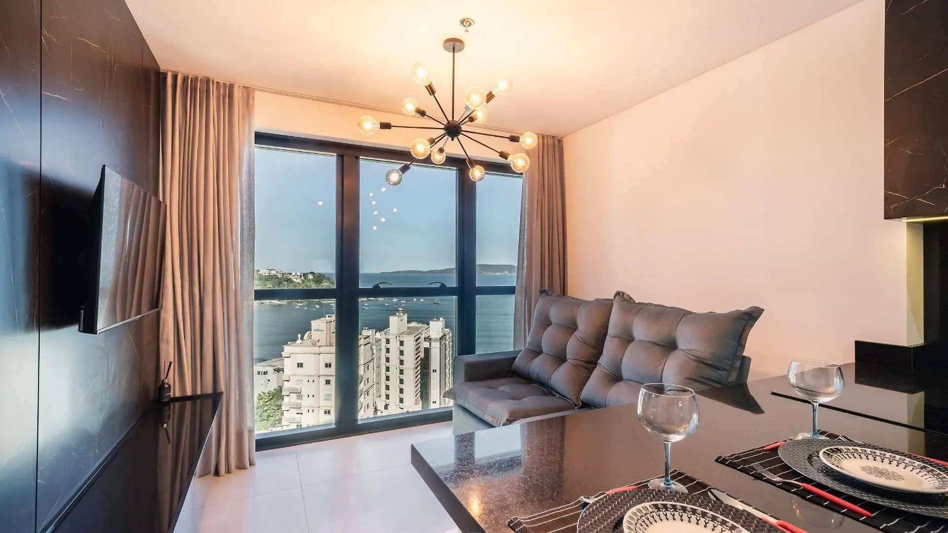 Apartamento Mhf II - Apts Variados Em Predio Com Vista Para O Mar Em Itapema