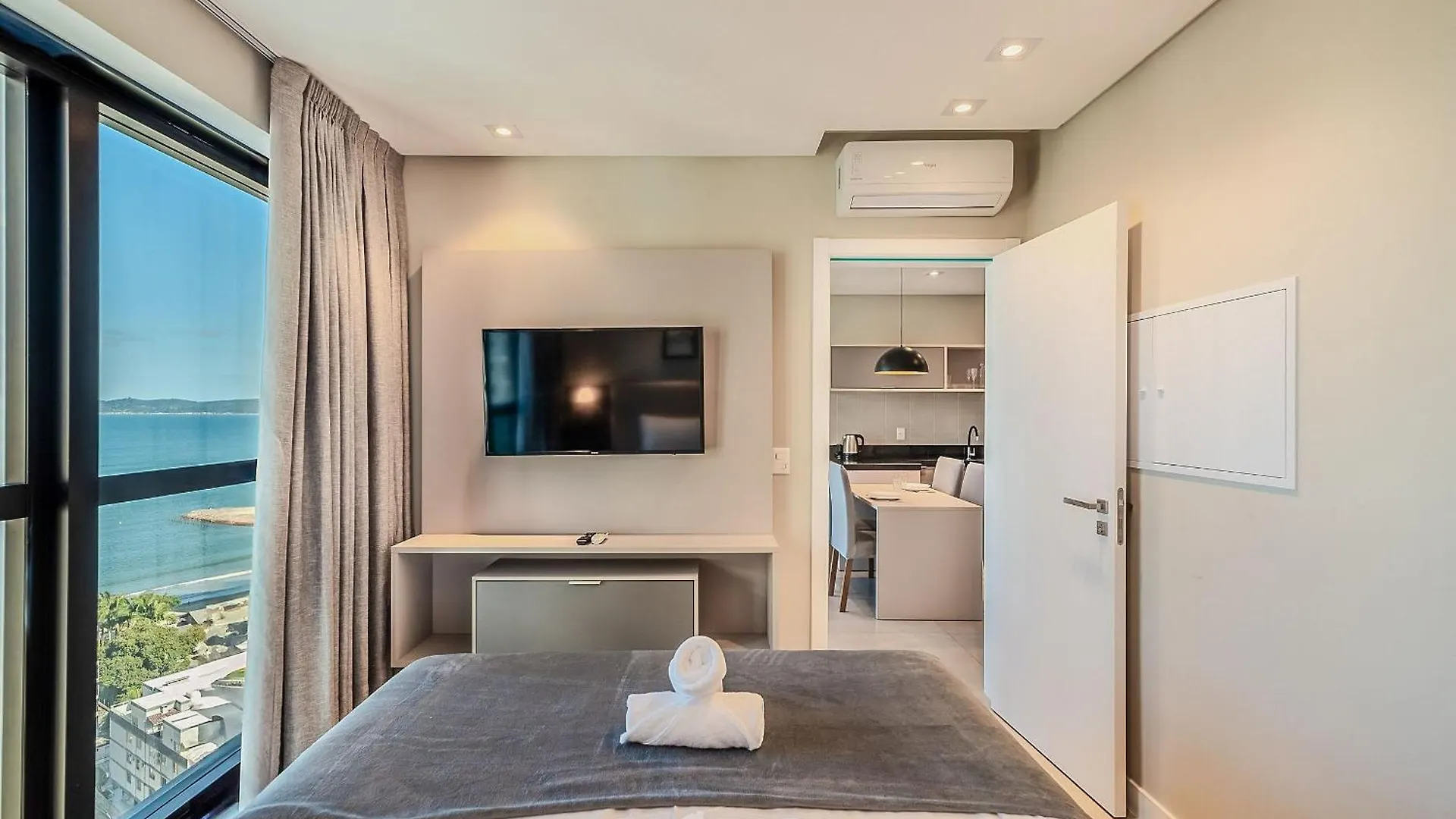 Mhf II - Apts Variados Em Predio Com Vista Para O Mar Em Itapema Apartamento
